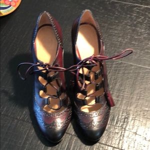 Stunning Tory Birch Heels